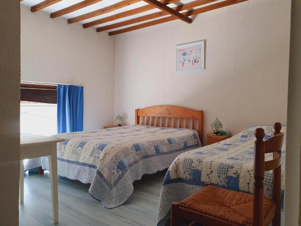 Saint-Amand-en-Puisaye Ferme Equestre & Chambres D'Hotes Gateau Stables Proche Guedelon المظهر الخارجي الصورة